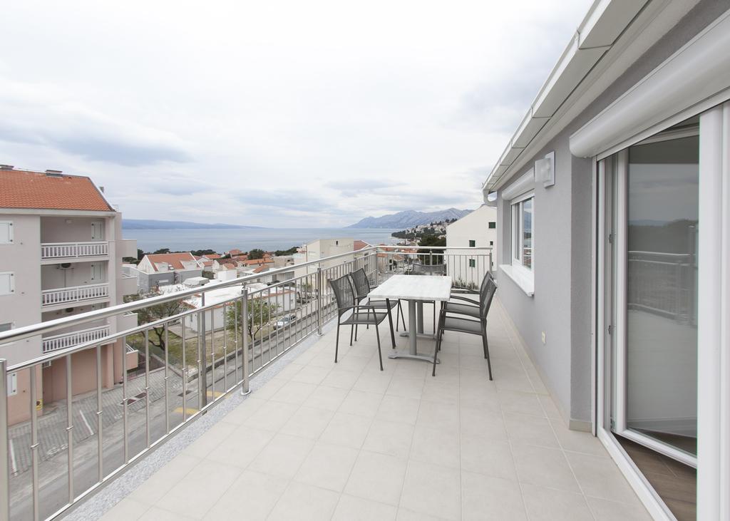 Apartments Villa Klara Baška Voda Exterior foto